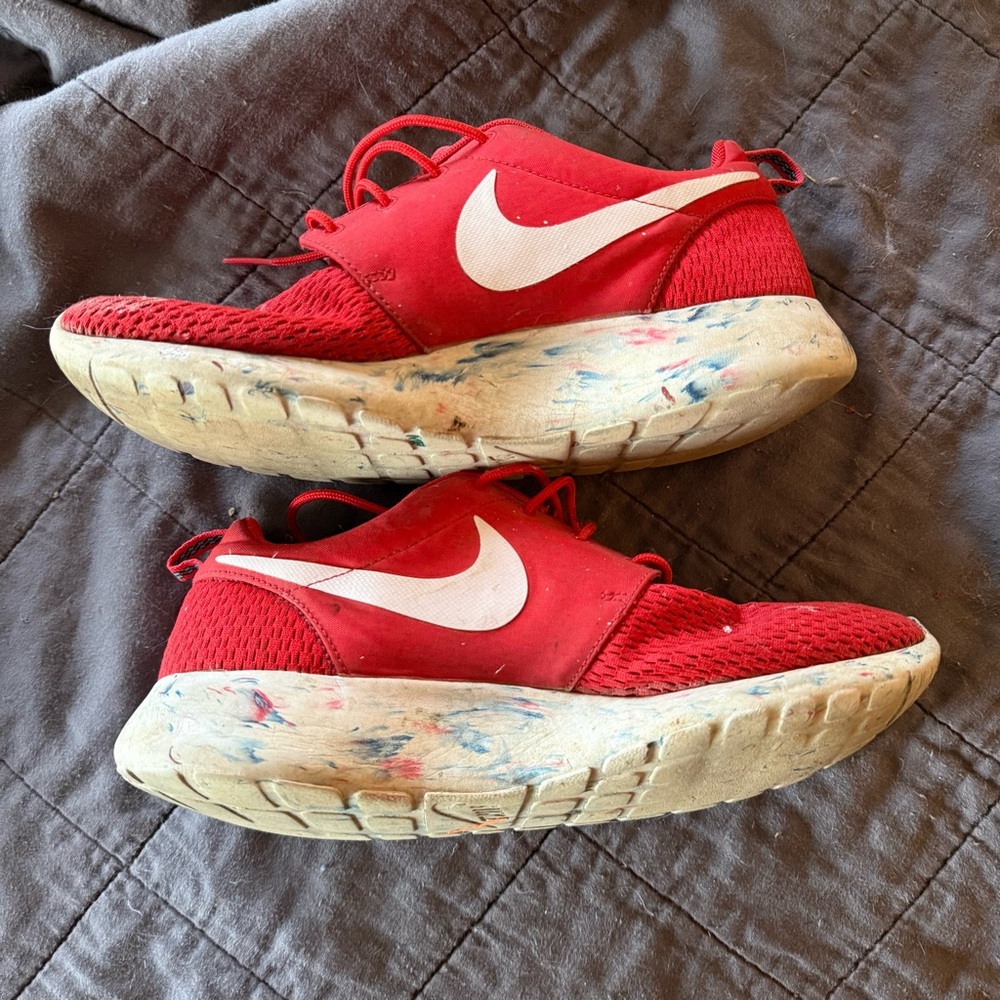 Men’s Nike Roshe One Red Athletic Shoes with White Logo